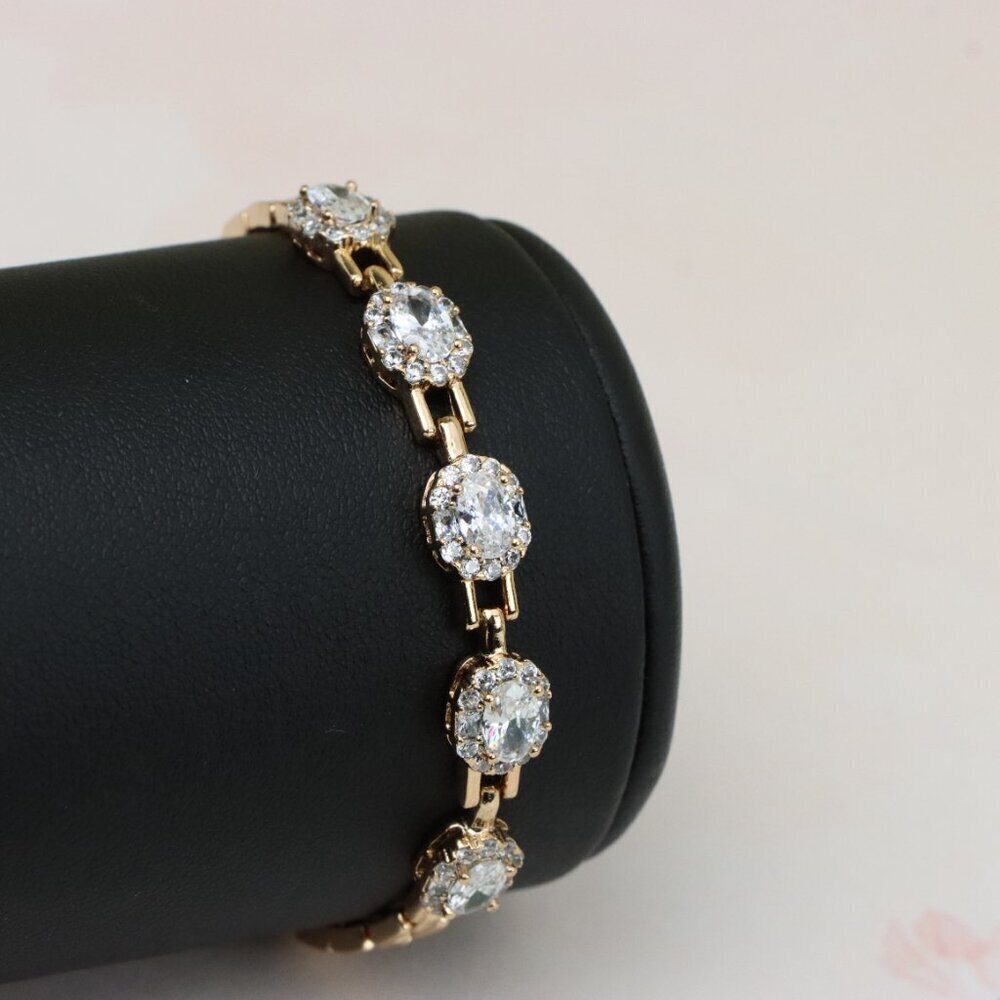 "Oval Cut Sparkling Stone Rose Gold Bracelet with Chain Design, XPBL0826